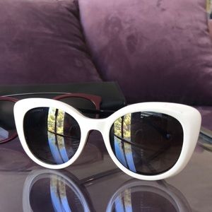 CHANEL magnetic clip-on glasses/sunglasses